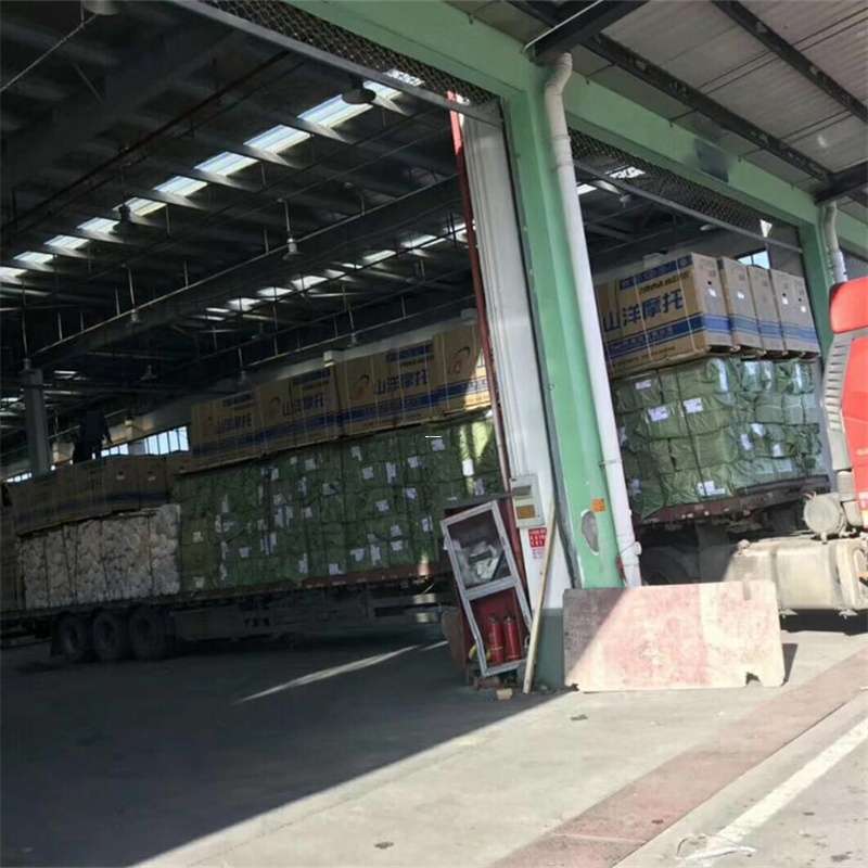 万山区隆子县：物流专线的高效货运之旅